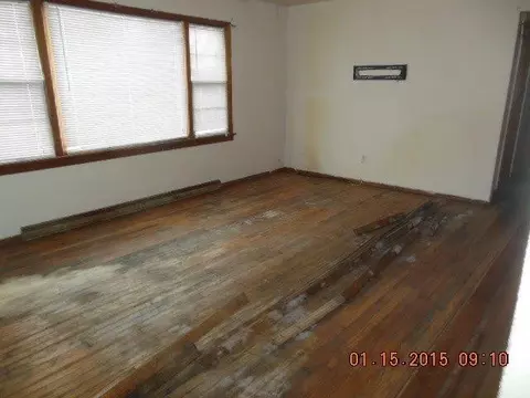 400 W 52nd Pl, Gary, IN 46408 photo 3