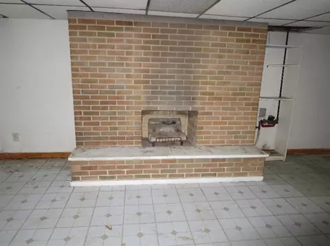 6852 E 4th Ave, Gary, IN 46403 photo 7