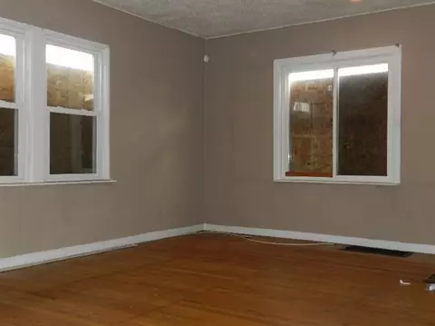 1020 Whitcomb St, Gary, IN 46404 photo 8