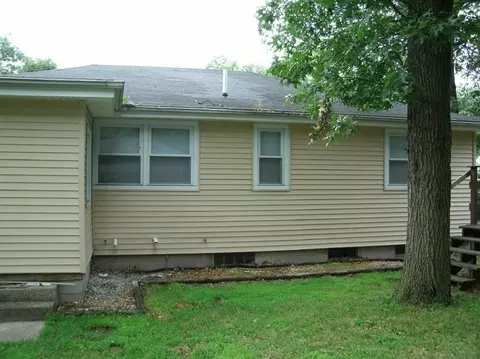 3301 W 40th Pl, Gary, IN 46408 photo 4