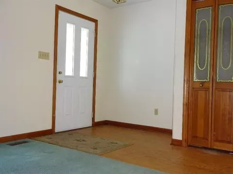 719 N Forest Ave, Griffith, IN 46319 photo 10