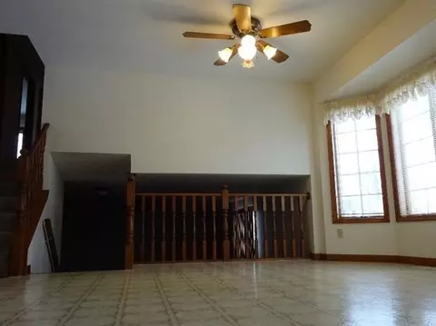 719 N Forest Ave, Griffith, IN 46319 photo 6