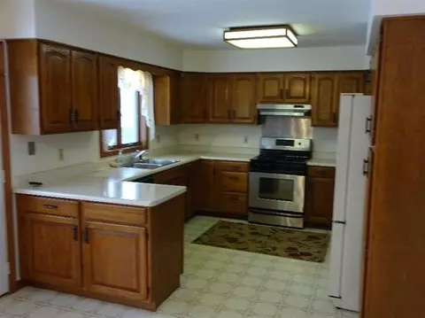 719 N Forest Ave, Griffith, IN 46319 photo 4