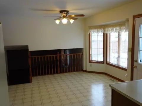 719 N Forest Ave, Griffith, IN 46319 photo 8