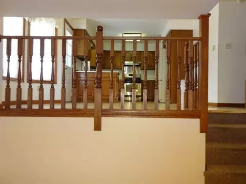 719 N Forest Ave, Griffith, IN 46319 photo 9
