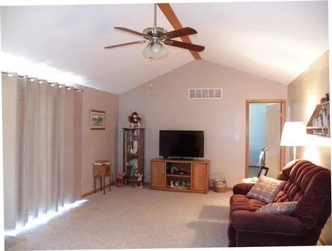 1330 Glenn Dr, Crown Point, IN 46307 photo 8