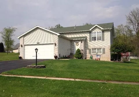 12471 Brookside Dr, Crown Point, IN 46307 photo 1