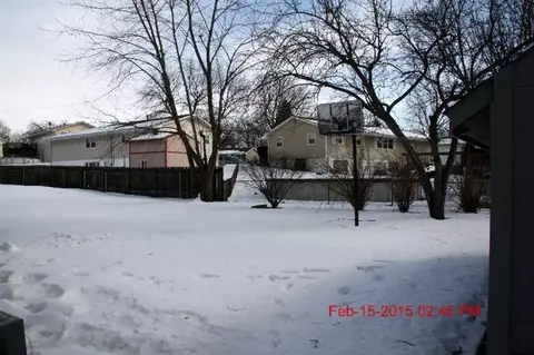 907 Walnut Ln, Crown Point, IN 46307 photo 2