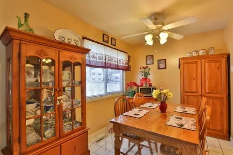 1221 N Jay St, Griffith, IN 46319 photo 5
