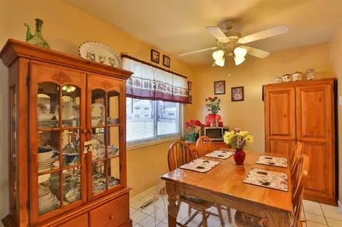 1221 N Jay St, Griffith, IN 46319 photo 5