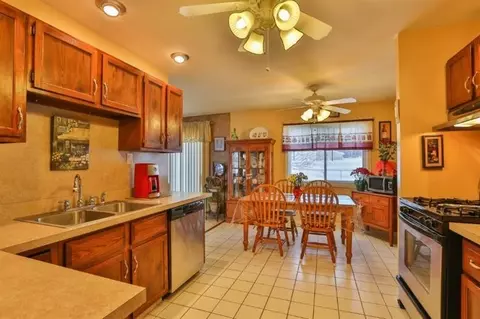 1221 N Jay St, Griffith, IN 46319 photo 4