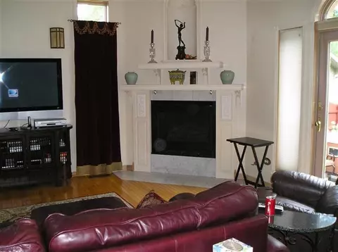 8443 Beech Ave, Munster, IN 46321 photo 2