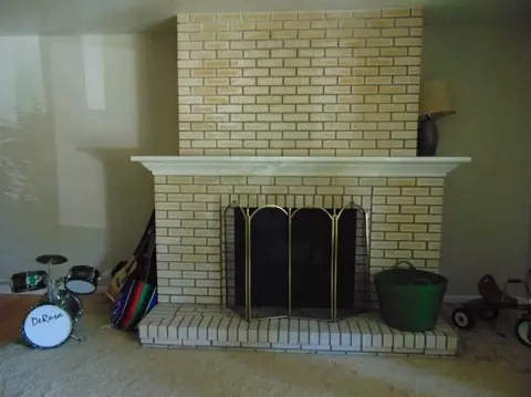 7820 Hemlock Ave, Gary, IN 46403 photo 3