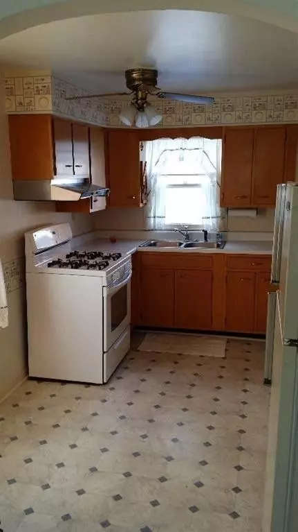 304 E Casey St, Hebron, IN 46341 photo 5