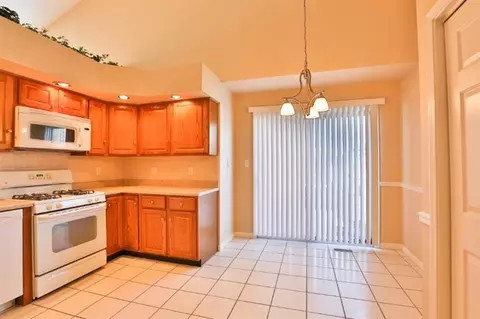 918 Cornwallis Ln, Munster, IN 46321 photo 6