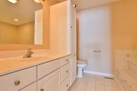 918 Cornwallis Ln, Munster, IN 46321 photo 10