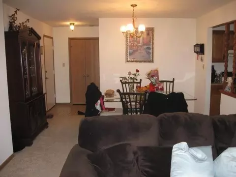 2027 45th St #301, Highland, IN 46322 photo 4