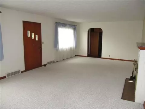 205 E Howard St, Brook, IN 47922 photo 5