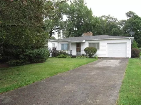 205 E Howard St, Brook, IN 47922 photo 1