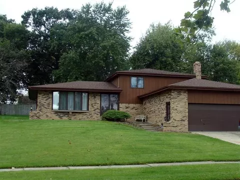 2804 Hillside Dr, Dyer, IN 46311 photo 1