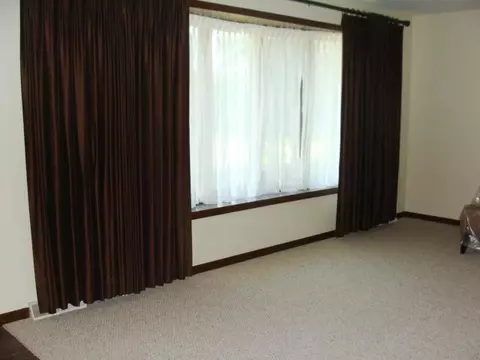 2804 Hillside Dr, Dyer, IN 46311 photo 2