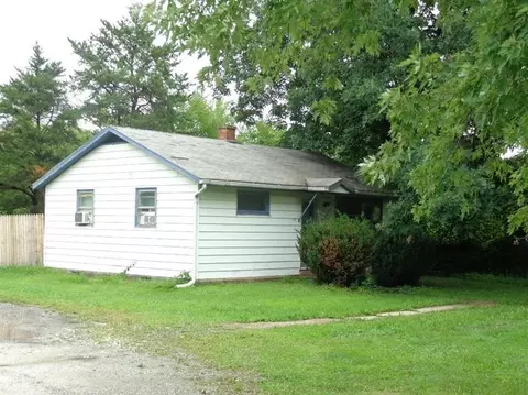 289 Melton Rd, Burns Harbor, IN 46304 photo 2