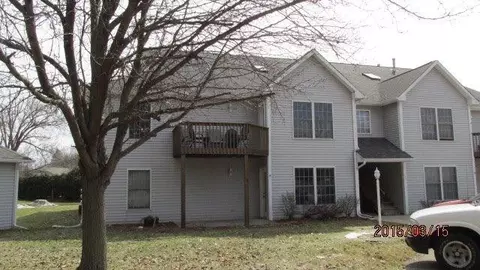 120 Pine Dr #G, Porter, IN 46304 photo 1