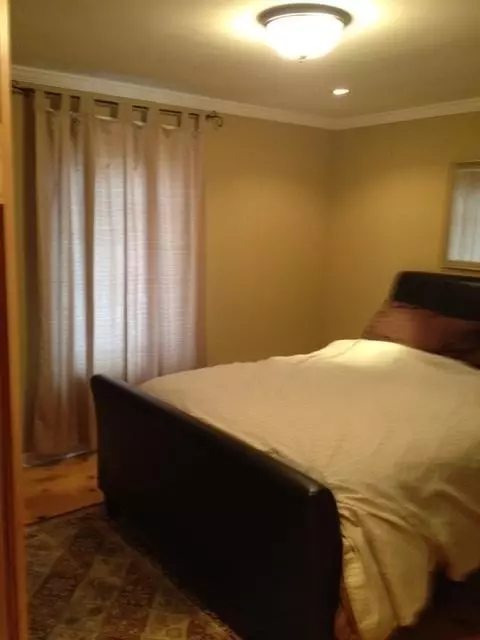 8141 Maple Ave, Gary, IN 46403 photo 5