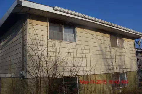 1573 Calhoun St, Gary, IN 46406 photo 2