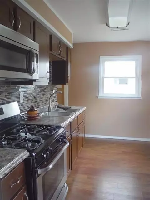 237 N Arbogast St, Griffith, IN 46319 photo 5