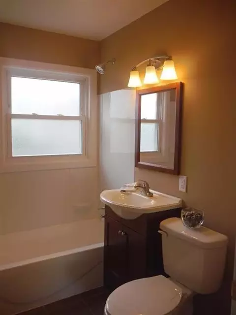 237 N Arbogast St, Griffith, IN 46319 photo 9