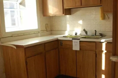 2061 Monroe Ln, Gary, IN 46407 photo 3