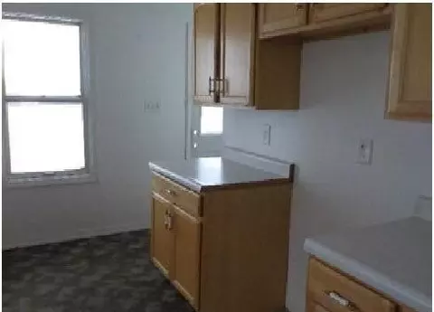 123 N Wiggs St, Griffith, IN 46319 photo 7