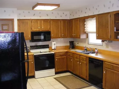 10414 N 486 E, De Motte, IN 46310 photo 9