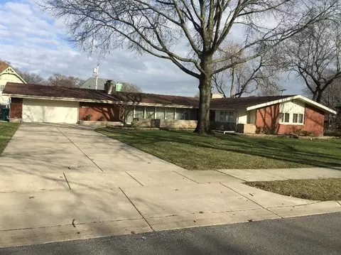 8647 Baring, Munster, IN 46321 photo 1