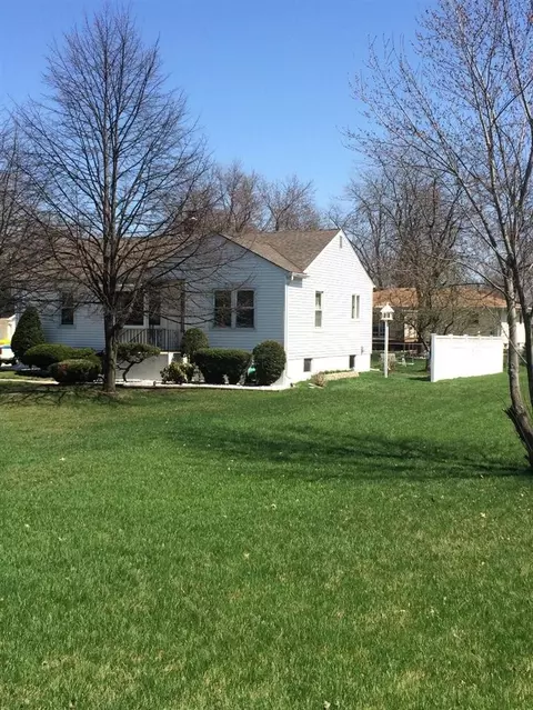 1041 N Broad St, Griffith, IN 46319 photo 10