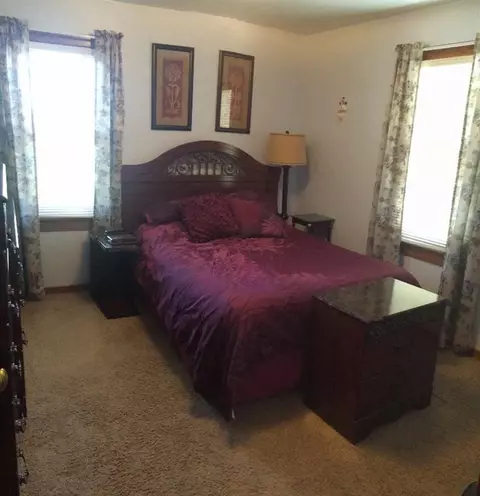 1041 N Broad St, Griffith, IN 46319 photo 8