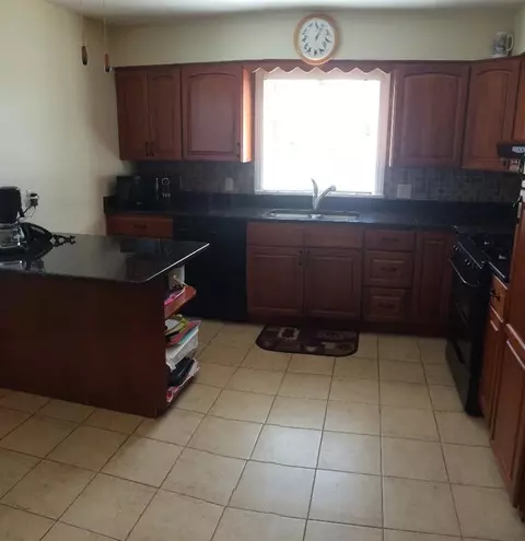 1041 N Broad St, Griffith, IN 46319 photo 3