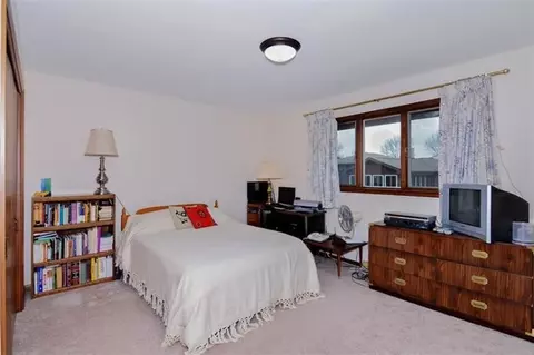 1658 Cardinal Dr, Munster, IN 46321 photo 6