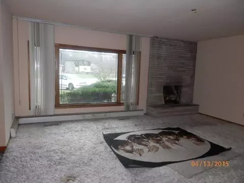 7525 Ash Ave, Gary, IN 46403 photo 2