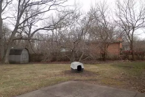 7525 Ash Ave, Gary, IN 46403 photo 9