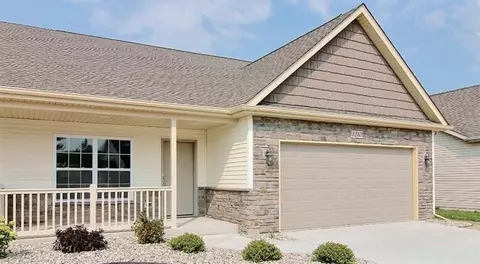 1210 Sawgrass Dr, Griffith, IN 46319 photo 1