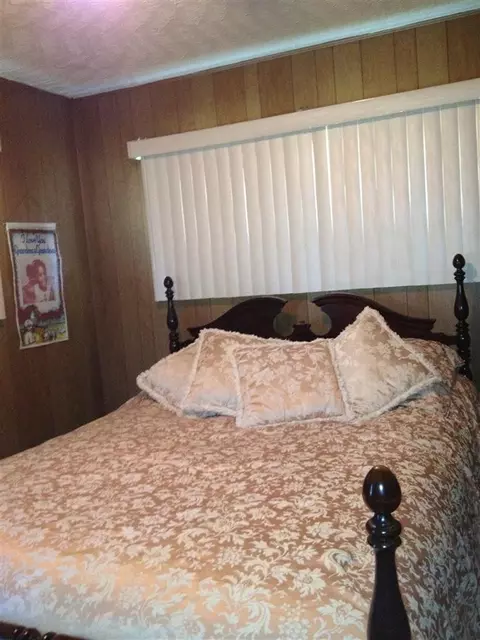 2200 Wright St, Gary, IN 46404 photo 7