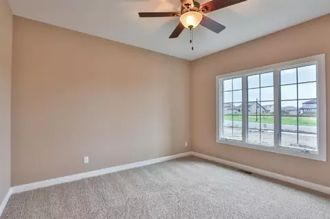 9763 Garden Way, Saint John, IN 46373 photo 5