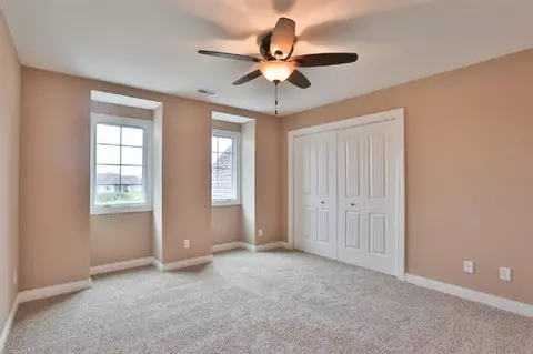 9763 Garden Way, Saint John, IN 46373 photo 6
