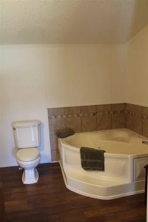 11896 N 500, De Motte, IN 46310 photo 8