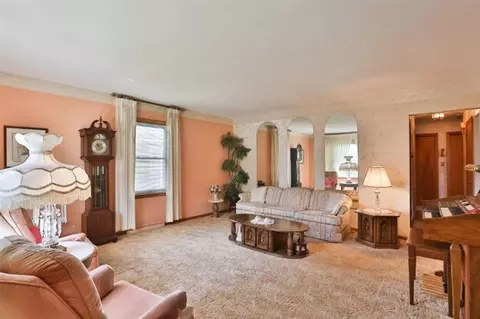 3670 Jackson St, Lansing, IL 60438 photo 2