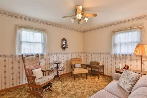 3670 Jackson St, Lansing, IL 60438 photo 8