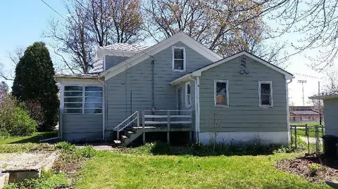 802 E St, La Porte, IN 46350 photo 3