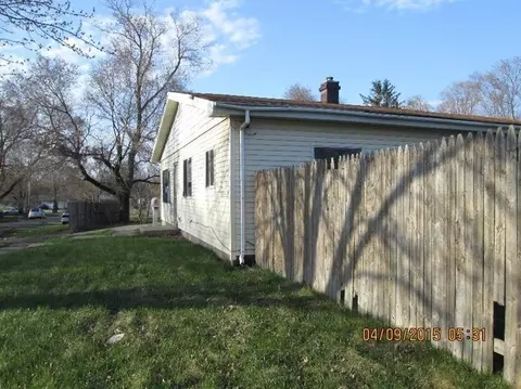 1333 Dearborn St, Gary, IN 46403 photo 2
